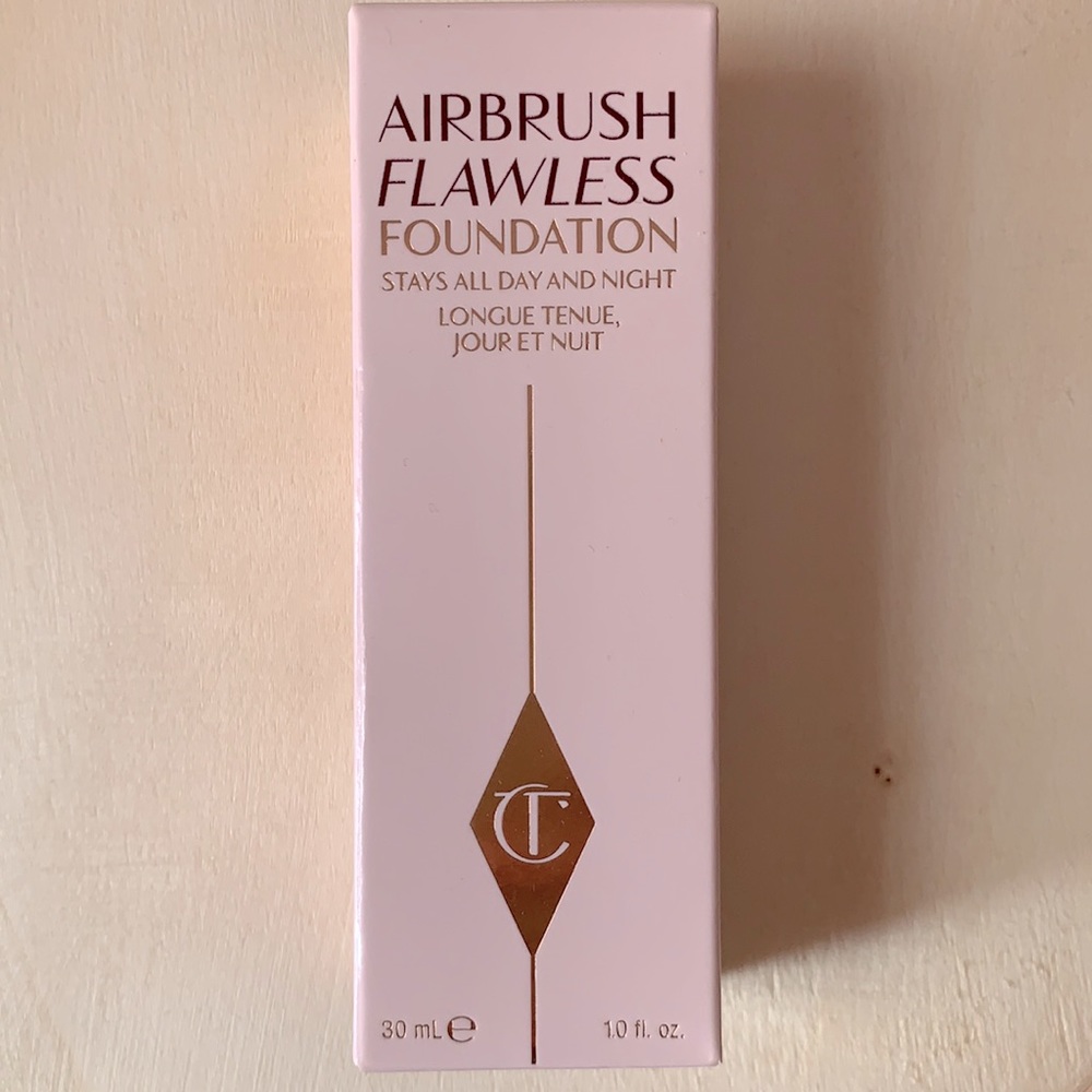 Charlotte Tilbury-Airbrush Flawless Foundation- 3 Neutral- 30 mL